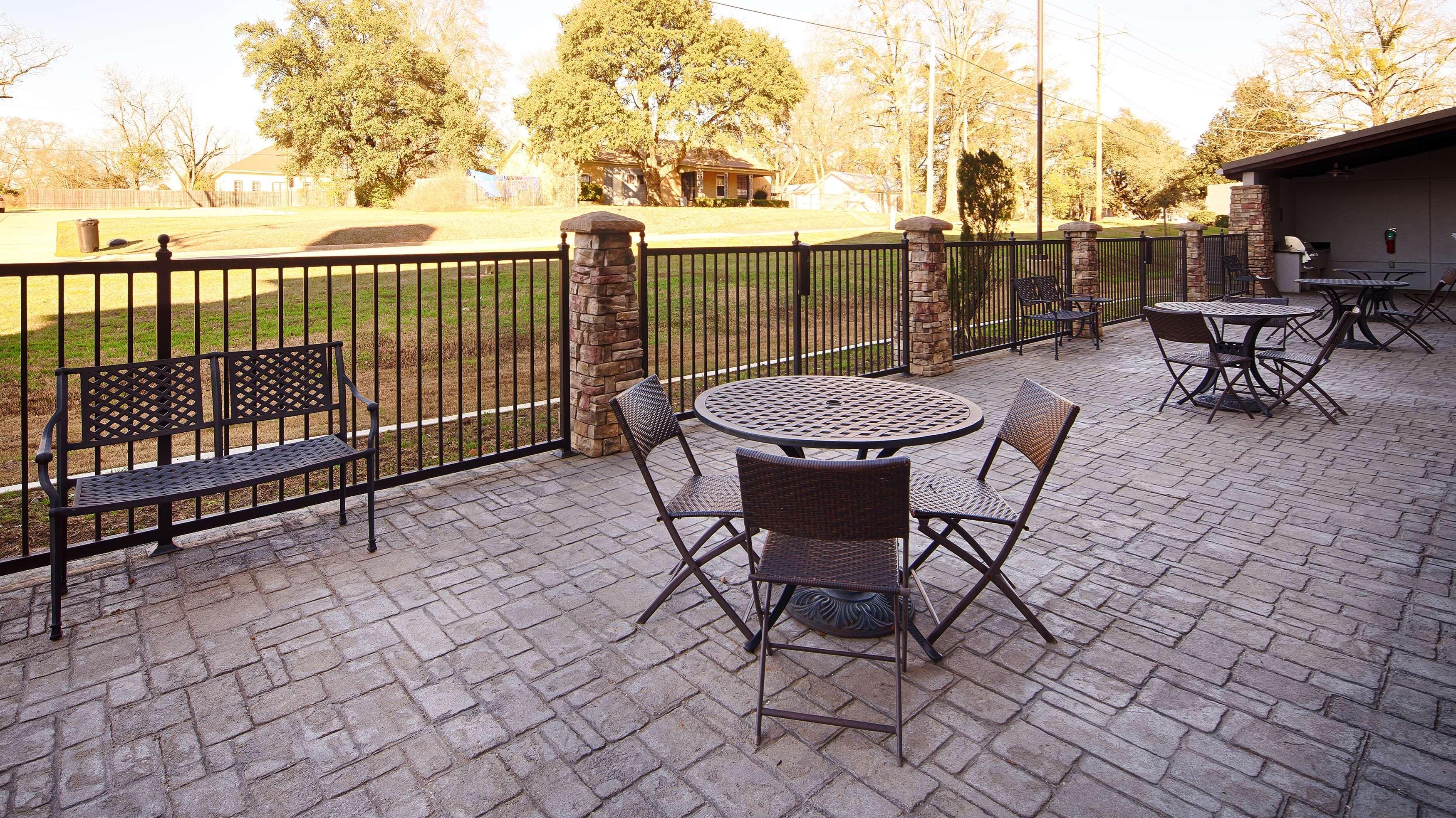Best Western Plus Desoto Inn & Suites Mansfield Exterior foto