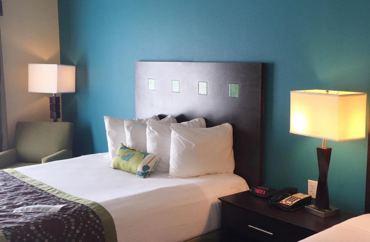 Best Western Plus Desoto Inn & Suites Mansfield Quarto foto